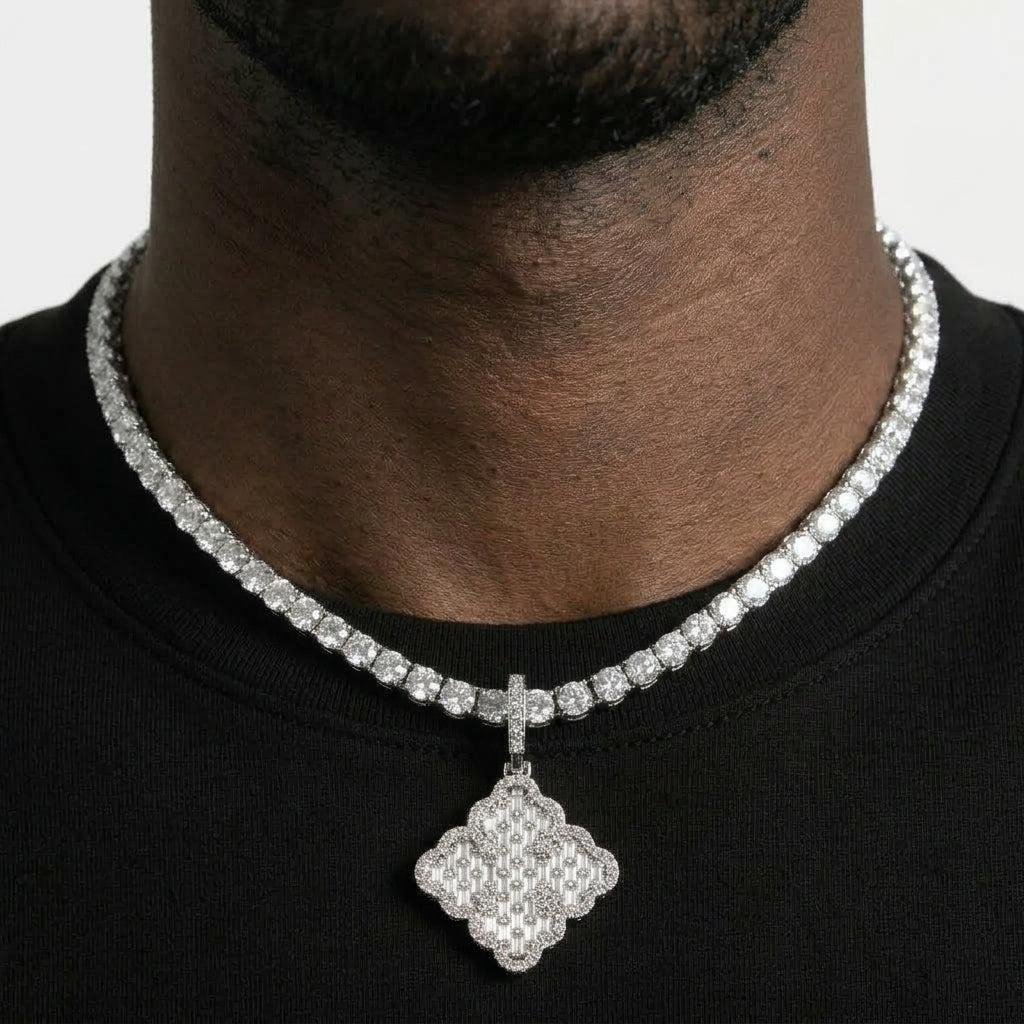 Scalloped Ice Necklace