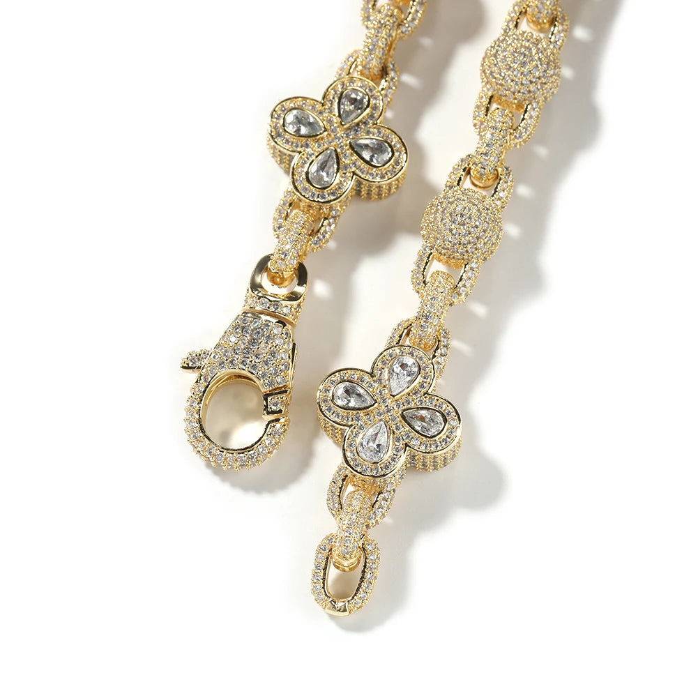 Clover Bloom Chain